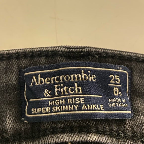 Abercrombie & Fitch high rise super skinny ankle button fly size 25 short black - Picture 2 of 5